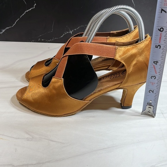 Pro Dancer Peep Toe Heel Brown sz 8.5 - Picture 6 of 8